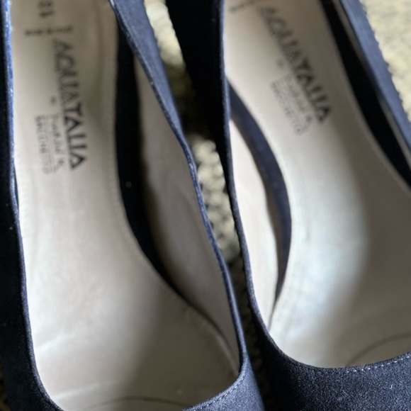 Aquatalia womens Navy suede waterproof women’s pump  sz 8.5 - Picture 6 of 6